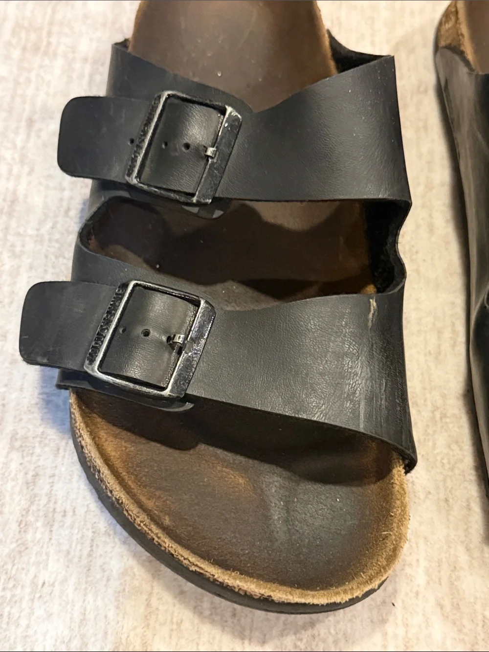 Men’s size 41 Birkenstock sandals